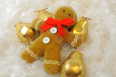 Gingerbread Man with Golden Pears