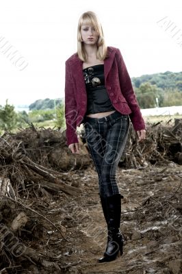 Paris Hilton look-a-like fashion shoot wal;king towards you