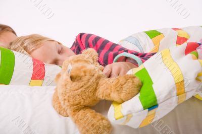 Big bear and the girls are sleeping