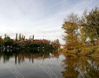 foot-bridge