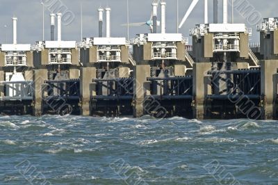 Storm surge barrier