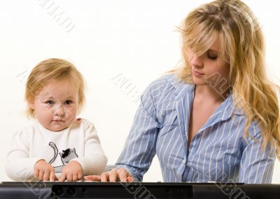 Learning to play keyboard