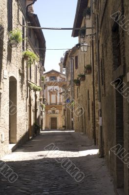 Bevagna - Old street and church