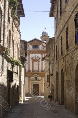 Bevagna - Old street and church