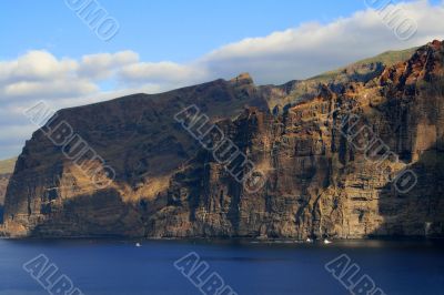 Los Gigantes Cliffs