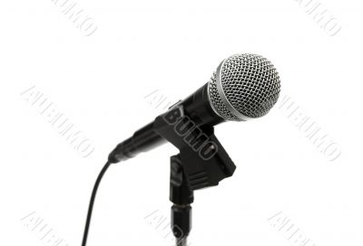 Microphone
