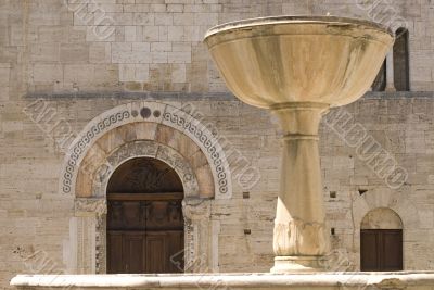 Bevagna - Silvestri Square, fountain and church