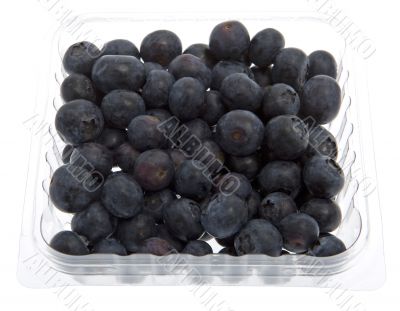 Cranberries into cup
