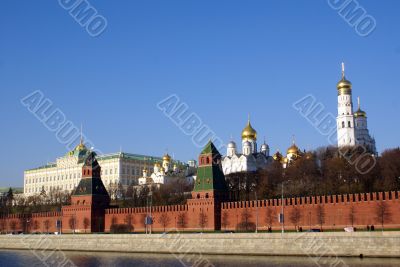 Kremlin wall and palace