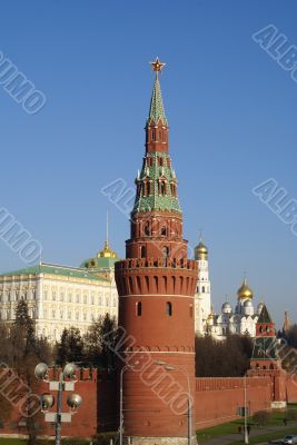 Star, tower and Kremlin