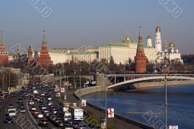 River, bridge and Kremlin
