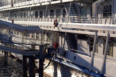 Passenger ship