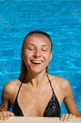 Happy sunbathinng
