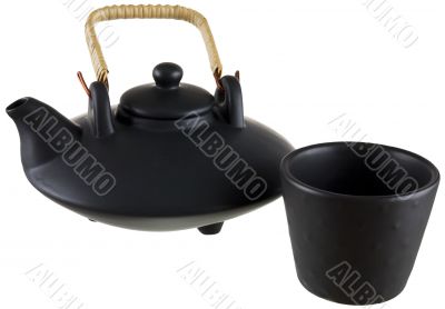 Japanese teapot and cups