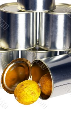 expired lemon on a tin can