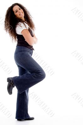 side pose of posing model