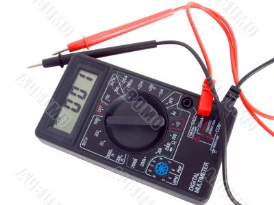 Digital multimeter