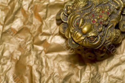 feng shui lucky money frog