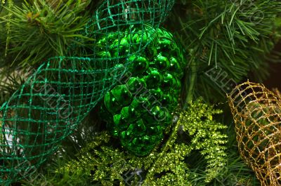 Christmas-tree decorations