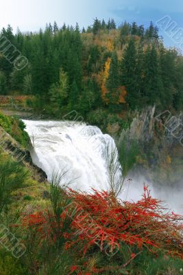 Snoqualmie  fall.