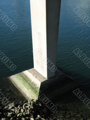 bridge post
