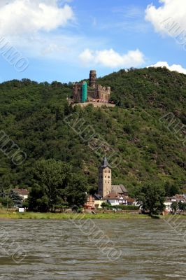 The castle and the Rhein riverside