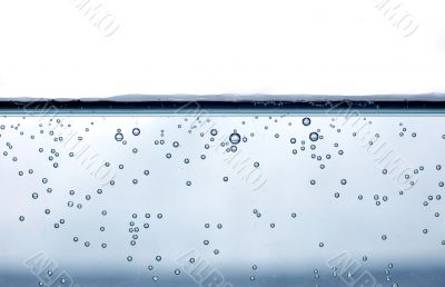 Blue water with bubbles