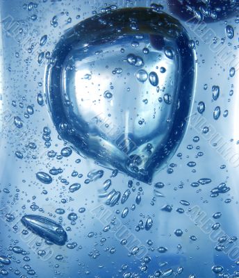 Blue water with bubbles