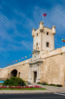 Earthen Gates -- C&aacute;diz