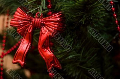 Red bow