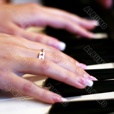 play on piano