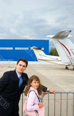 businessman wih daughter