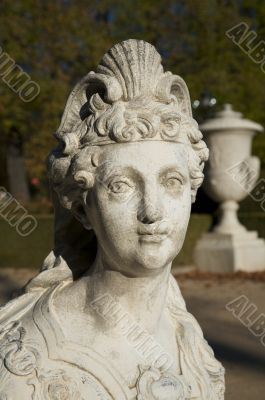 face woman statue