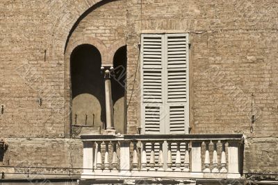 Parma - Windows of various ages