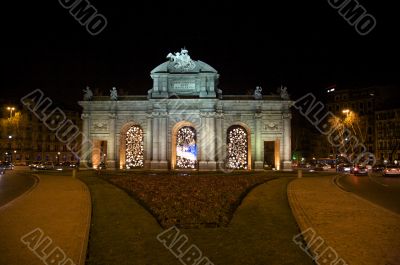 night at alcala door