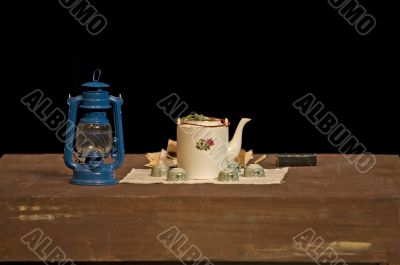 Lamp and pot