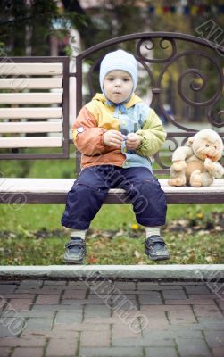 baby on the bench