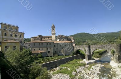 Villafranca in Lunigiana (Tuscany) - Town and bridge