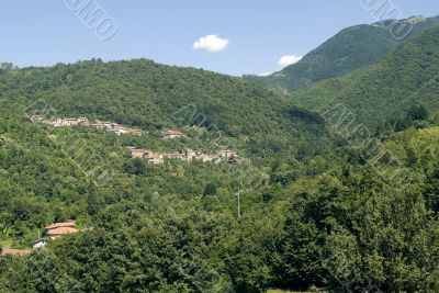 Passo del Cirone (Tuscany - Emilia) - Forest and villages