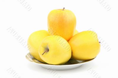 Yellow apples