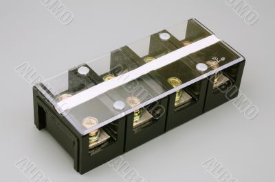 Terminal strip