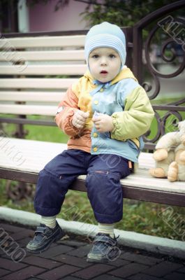 baby on the bench