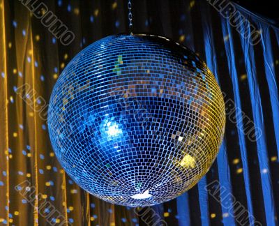 night club lighting ceiling mirror ball