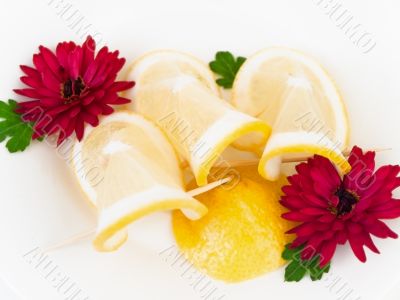  lemon and flowers