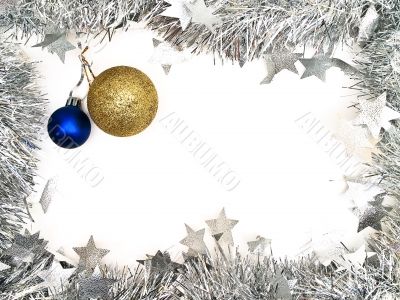 garland border with toys