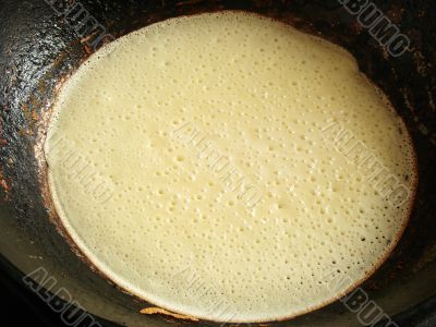 pancake preparing