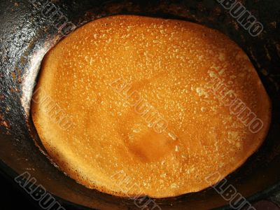 pancake preparing