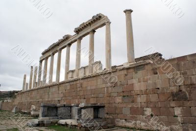 Wall and columns
