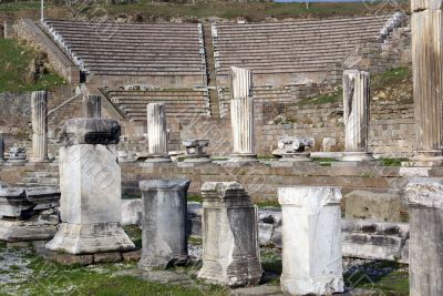 Theater and ruins in Asklepion