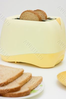 Toaster and bread